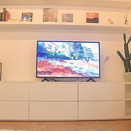 קומו Art&Rusconi - Luxury Apartment מראה חיצוני תמונה